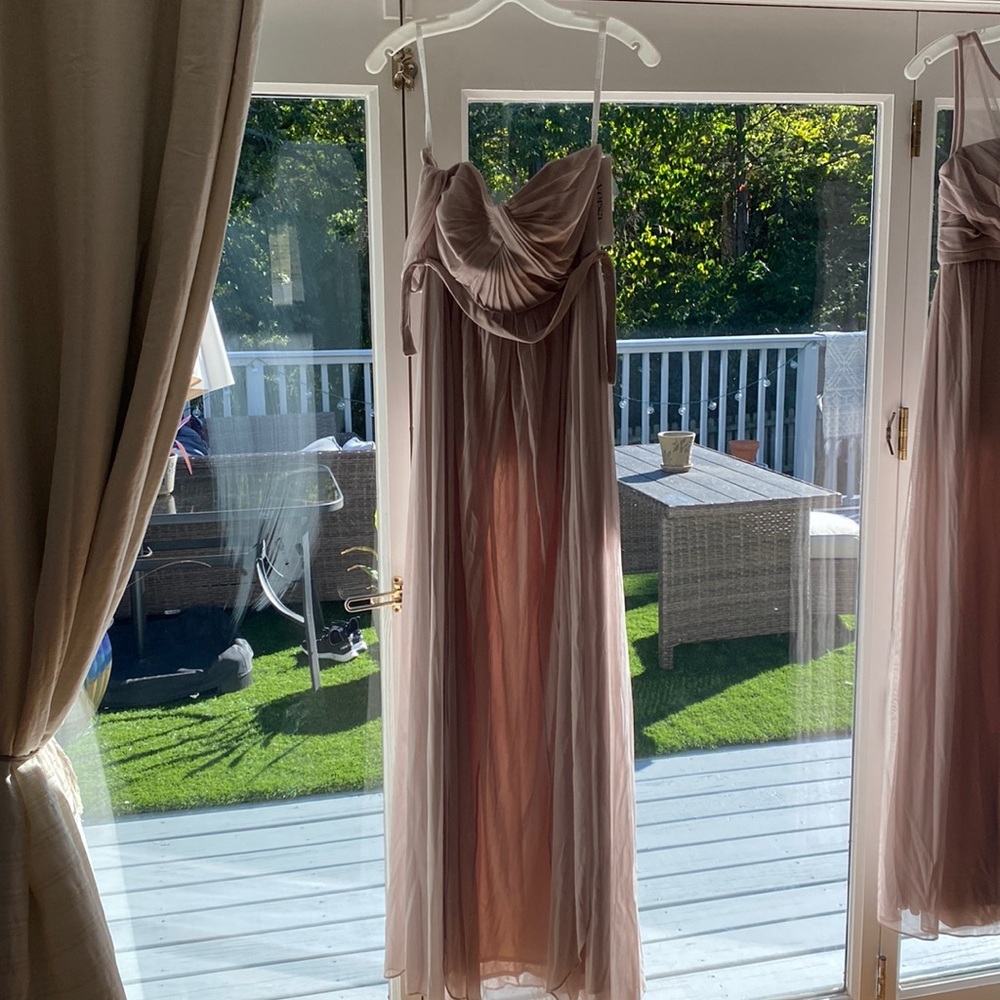 Brand new, never worn bridesmaid/prom dress!